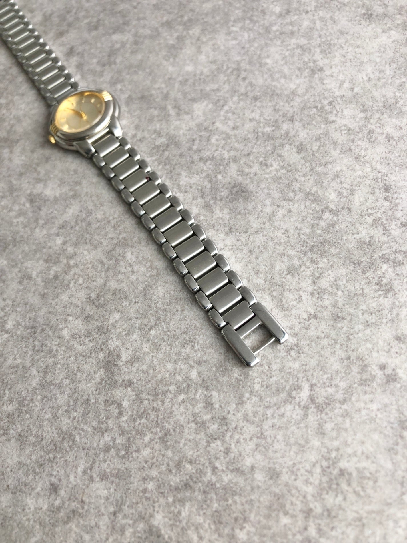 Yves Saint Laurent YSL Logo Quartz Watch Silver 5930-F91474 TA Vintage 2xuc88