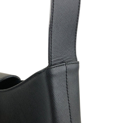 Salvatore Ferragamo Gancini Shoulder bag Black Vintage vn6tps