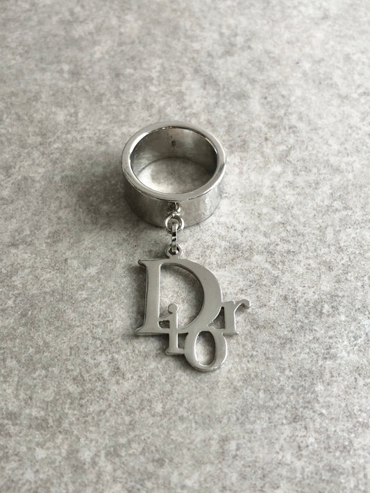 Christian Dior Logo Charm Ring Silver Vintage xvxca5