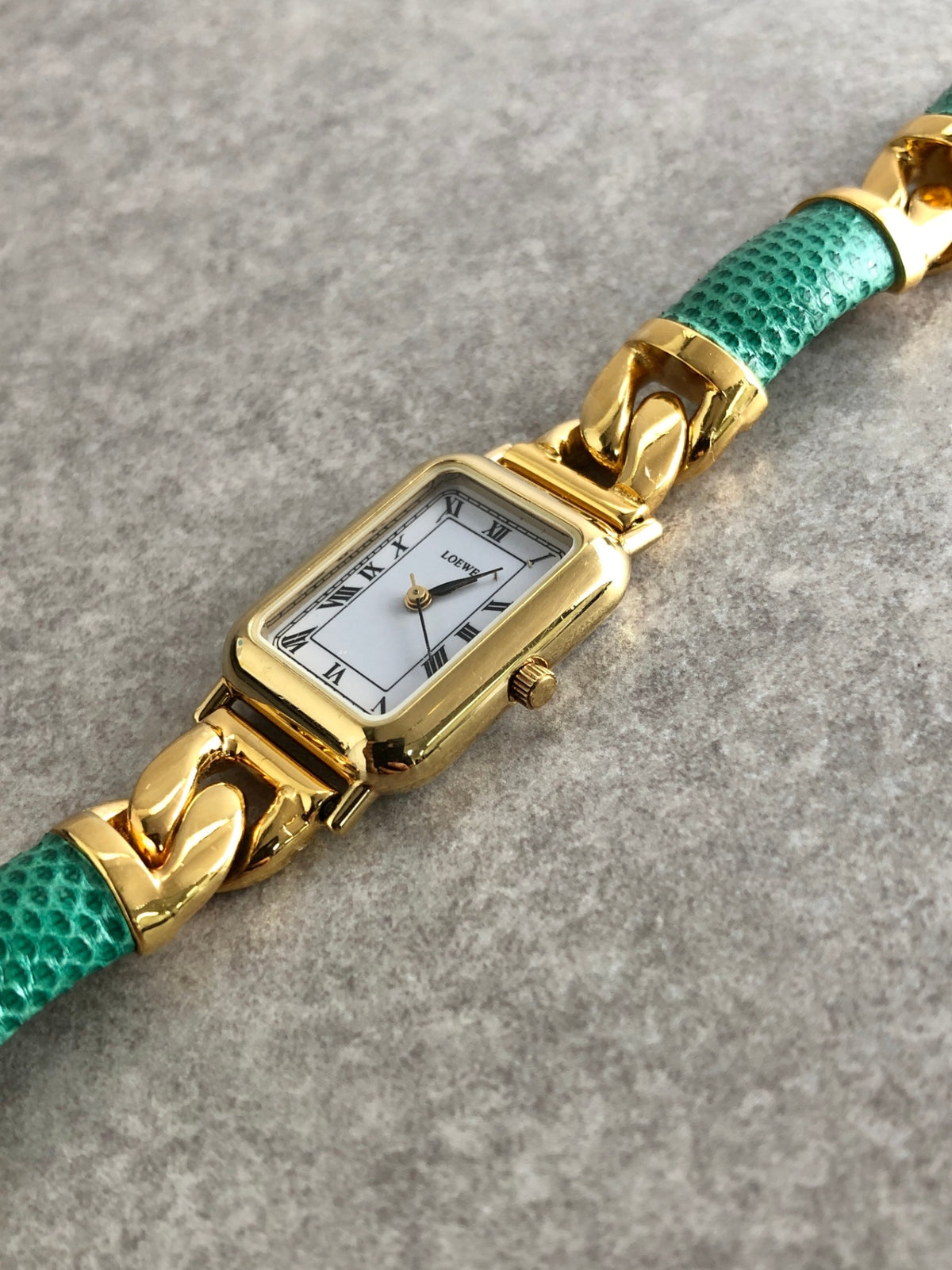 LOEWE Logo Quartz Watch Green×Gold Vintage c27tnu