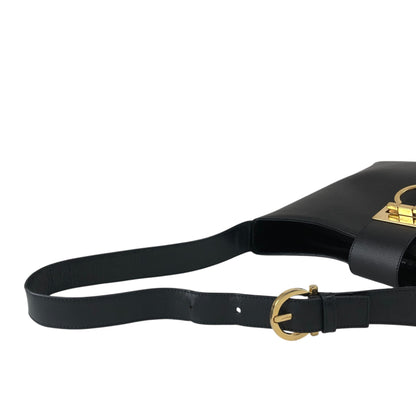Salvatore Ferragamo Gancini Shoulder bag Black Vintage 3v3rtg