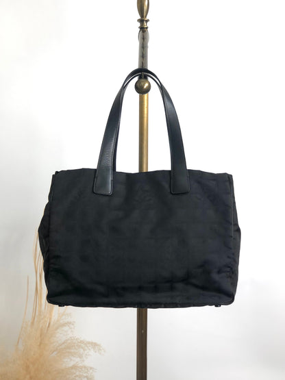 CHANEL New Travel Line Totebag Black Vintage j88xfn