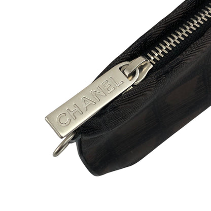 CHANEL New Travel Line Chain Handbag Pouch Brown Vintage 2d7ied