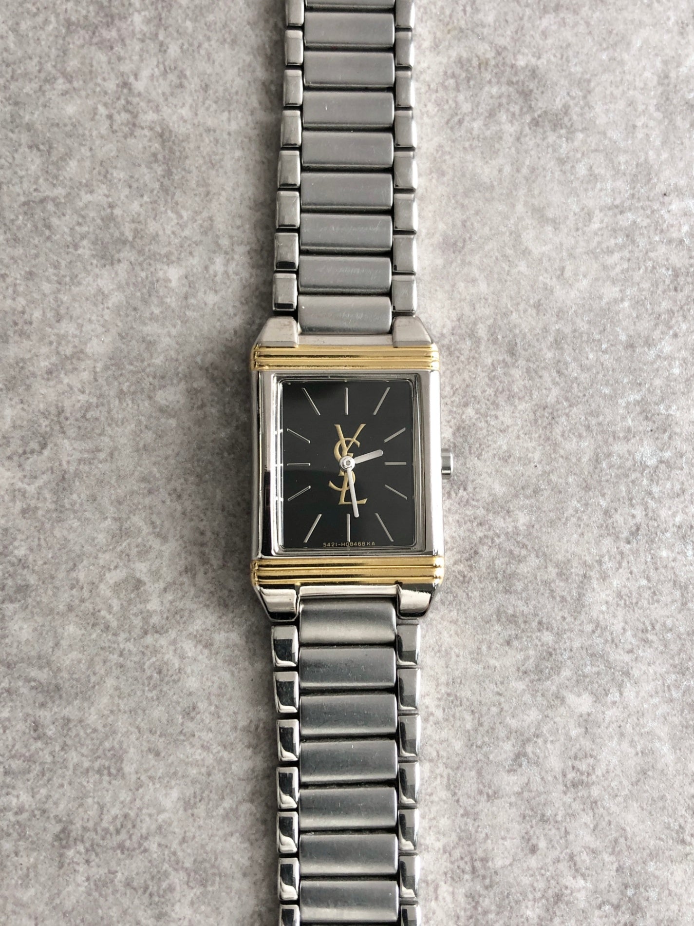 Yves Saint Laurent YSL Logo Quartz Watch Silver×Gold 5421-Ｈ0473 Vintage kdkjck