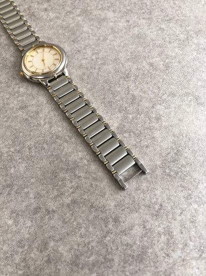 Yves Saint Laurent YSL Logo Watch Silver 4625⁻E67269TA Vintage bbd37f