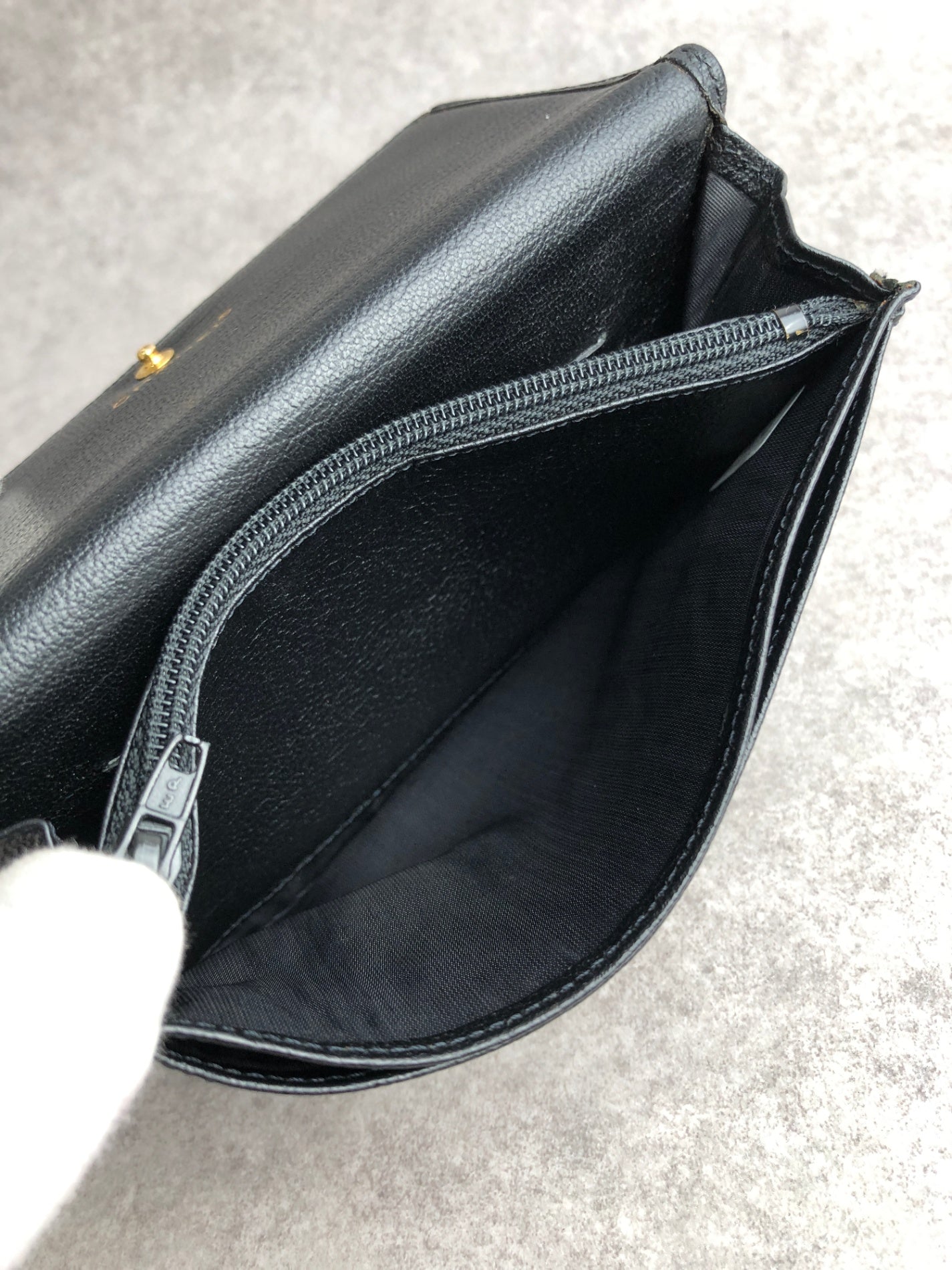 CHANEL Coco Mark Folded Wallet Black Vintage b46bgz