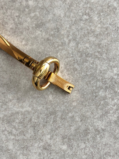 GUCCI Quartz Watch Gold Vintage gtrsvm