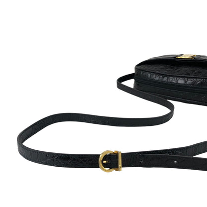 Salvatore Ferragamo Logo Shoulder bag Black Vintage 2vgt32