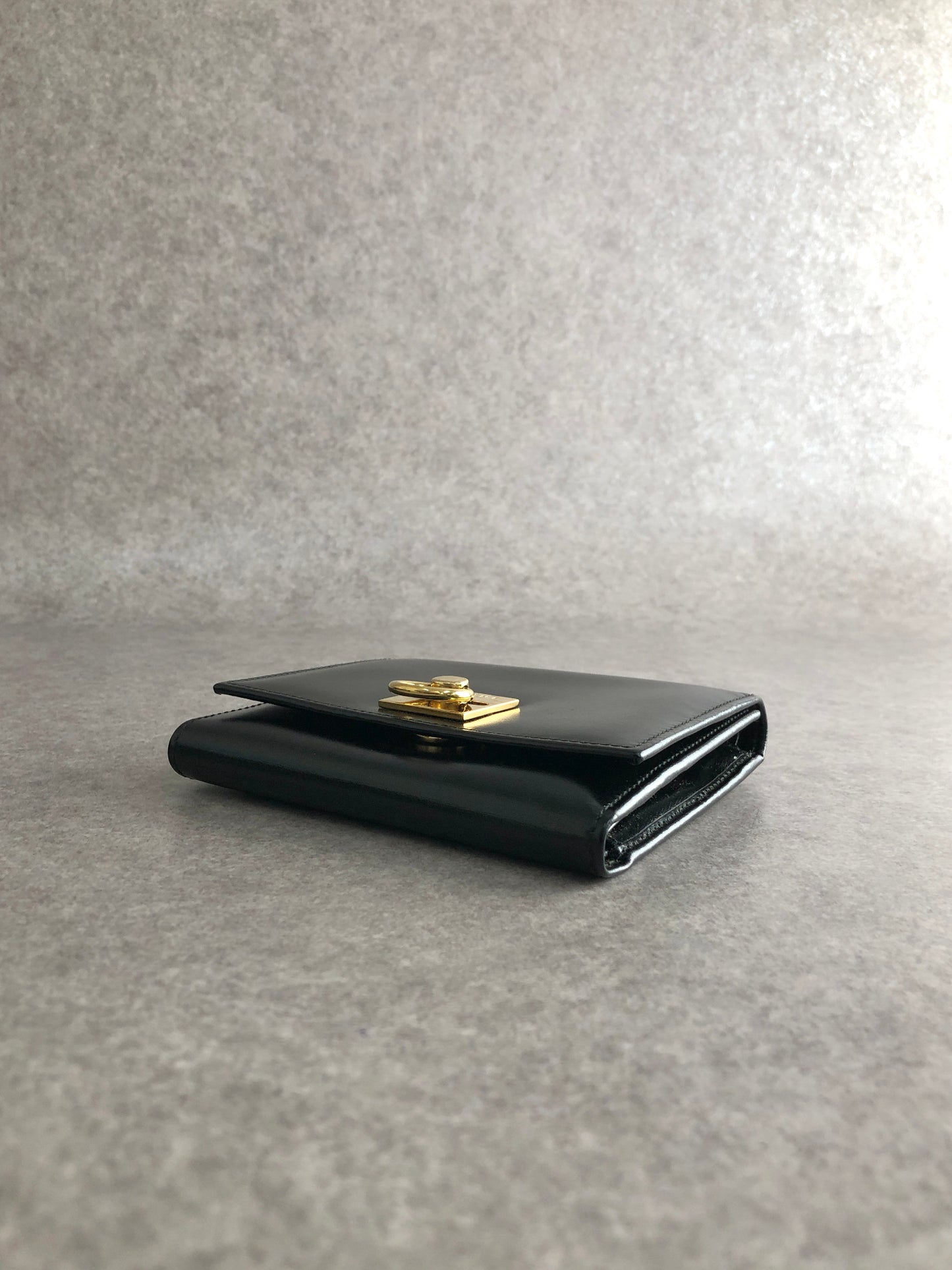CELINE Gancini Trifold Wallet Black Vintage 6xspmn