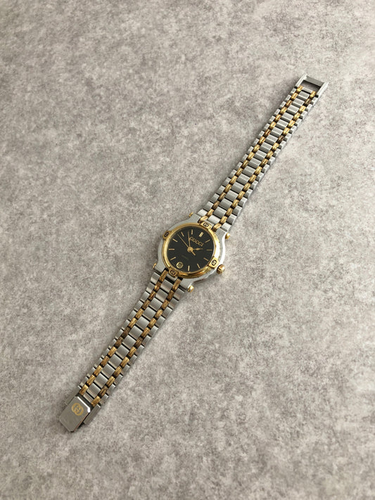 GUCCI Logo Watch Silver×Gold 9000L Vintage 4ba7ce