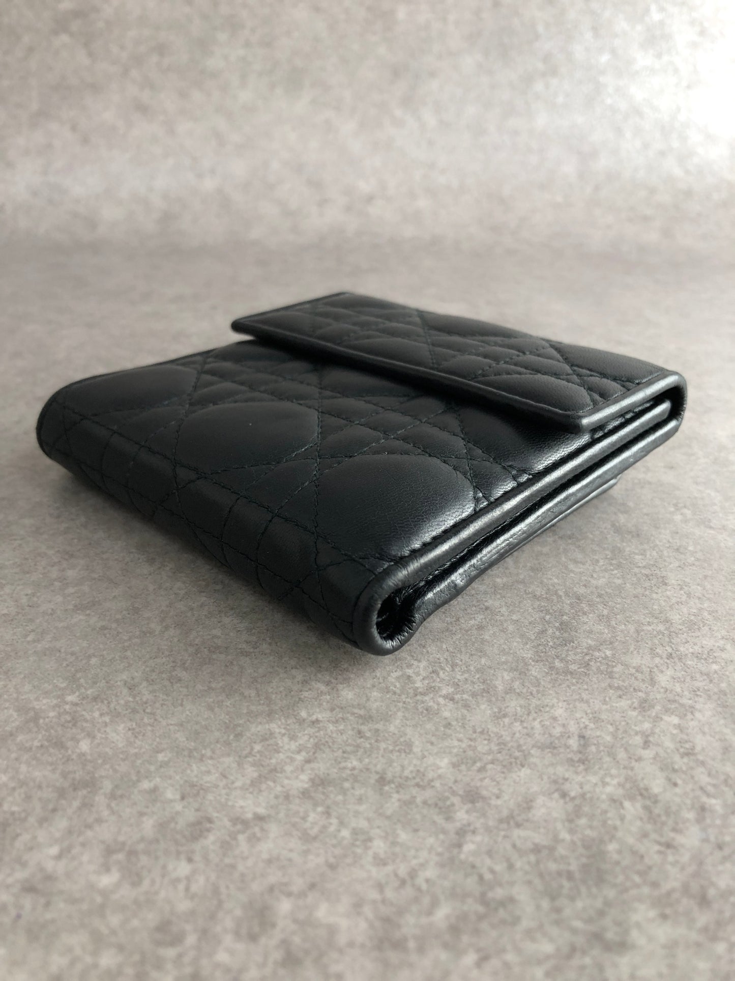 Christian Dior Cannage Logo Charm Trifold Wallet Black Vintage tsk2vs