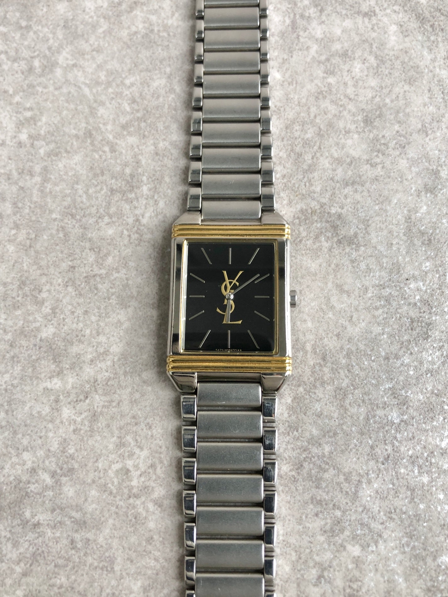 Yves Saint Laurent YSL Logo Watch Silver 5421-H04724Y Vintage 236tmu