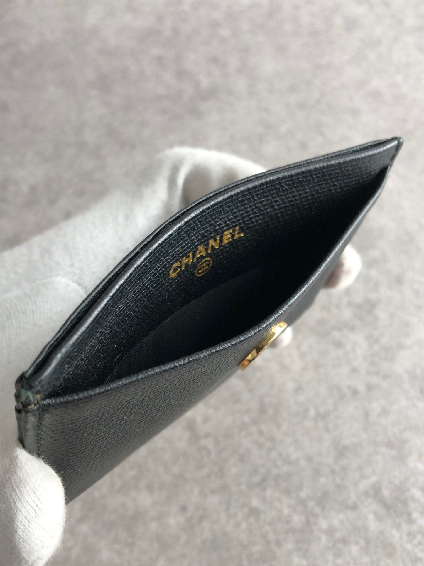 CHANEL Coco Mark Card holder Black Vintage 2wbjut