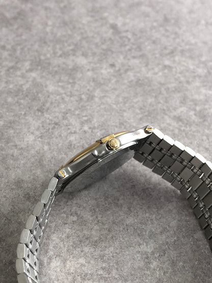 GUCCI Logo  Watch Silver×Gold 9000M Vintage devypm