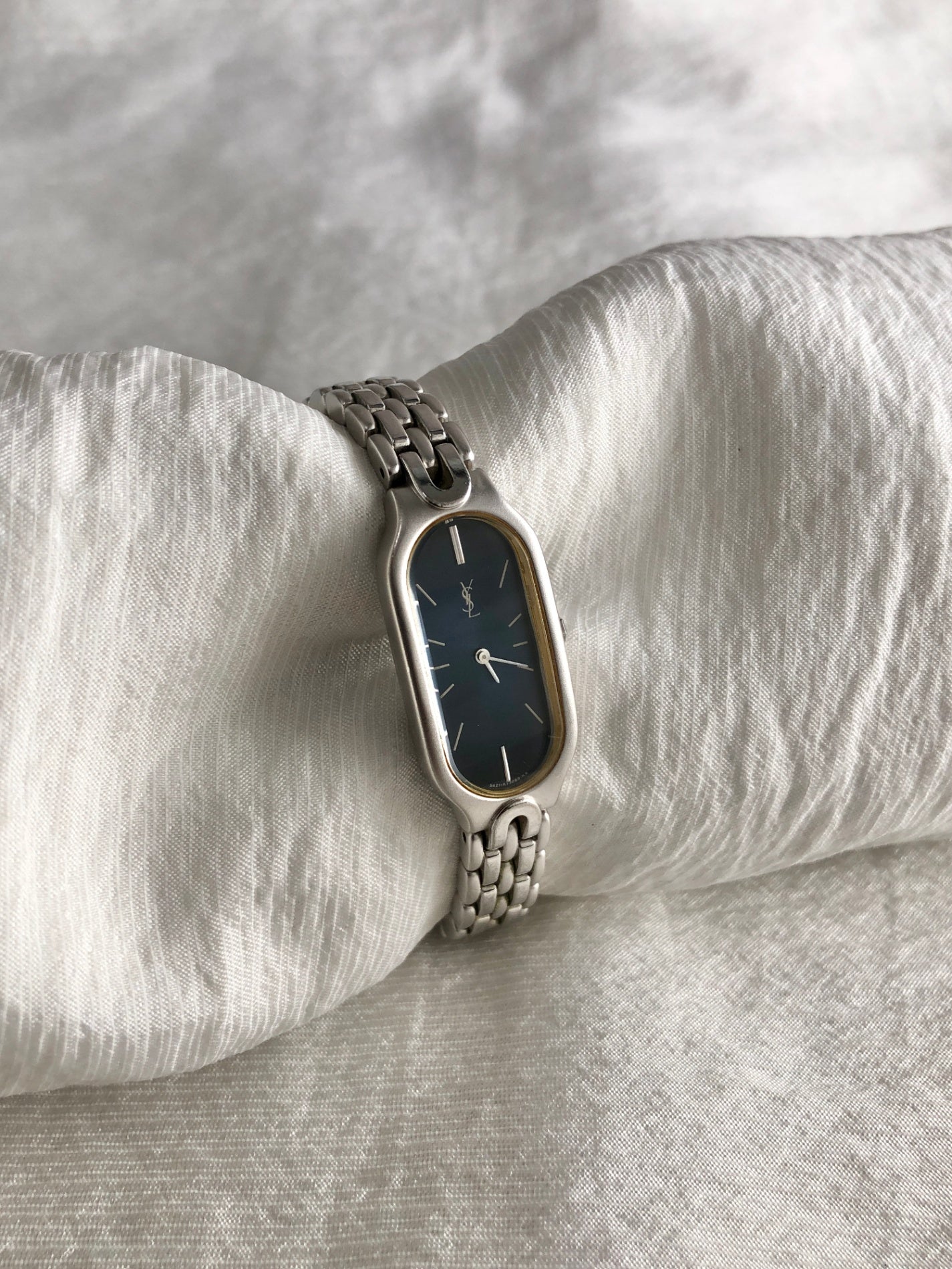 Yves Saint Laurent YSL Logo Quartz Watch Silver×Blue 5421-H08118 Vintage wiaeny