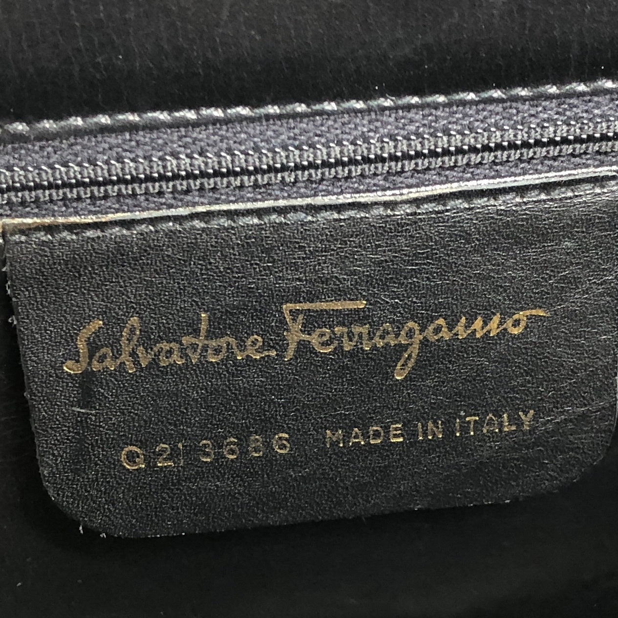 Salvatore Ferragamo Metal Handle Handbag Black Vintage i7cife