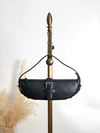 LOEWE Logo Embossed Handbag Black Vintage nk5fxc