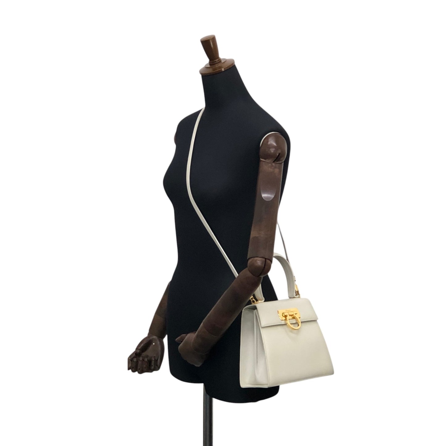 Salvatore Ferragamo Gancini Two-way Handbag Shoulder bag White Vintage wi32m8