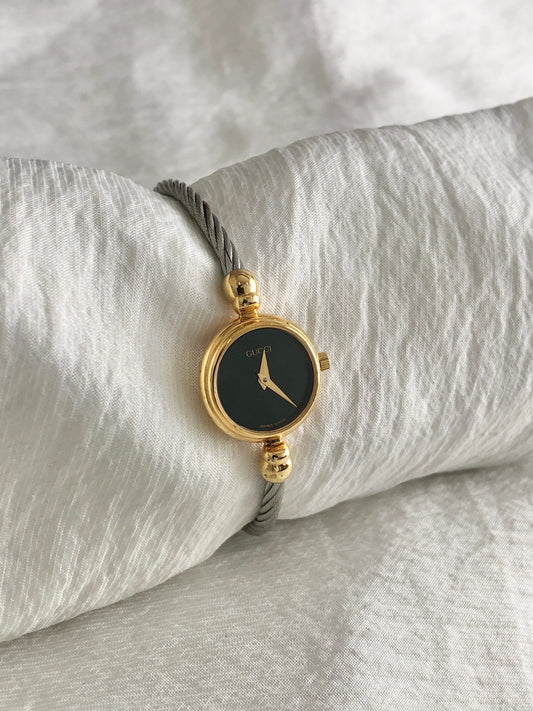 GUCCI Logo Bangle Watch Gold×Silver 2700.2.L Vintage yekiep