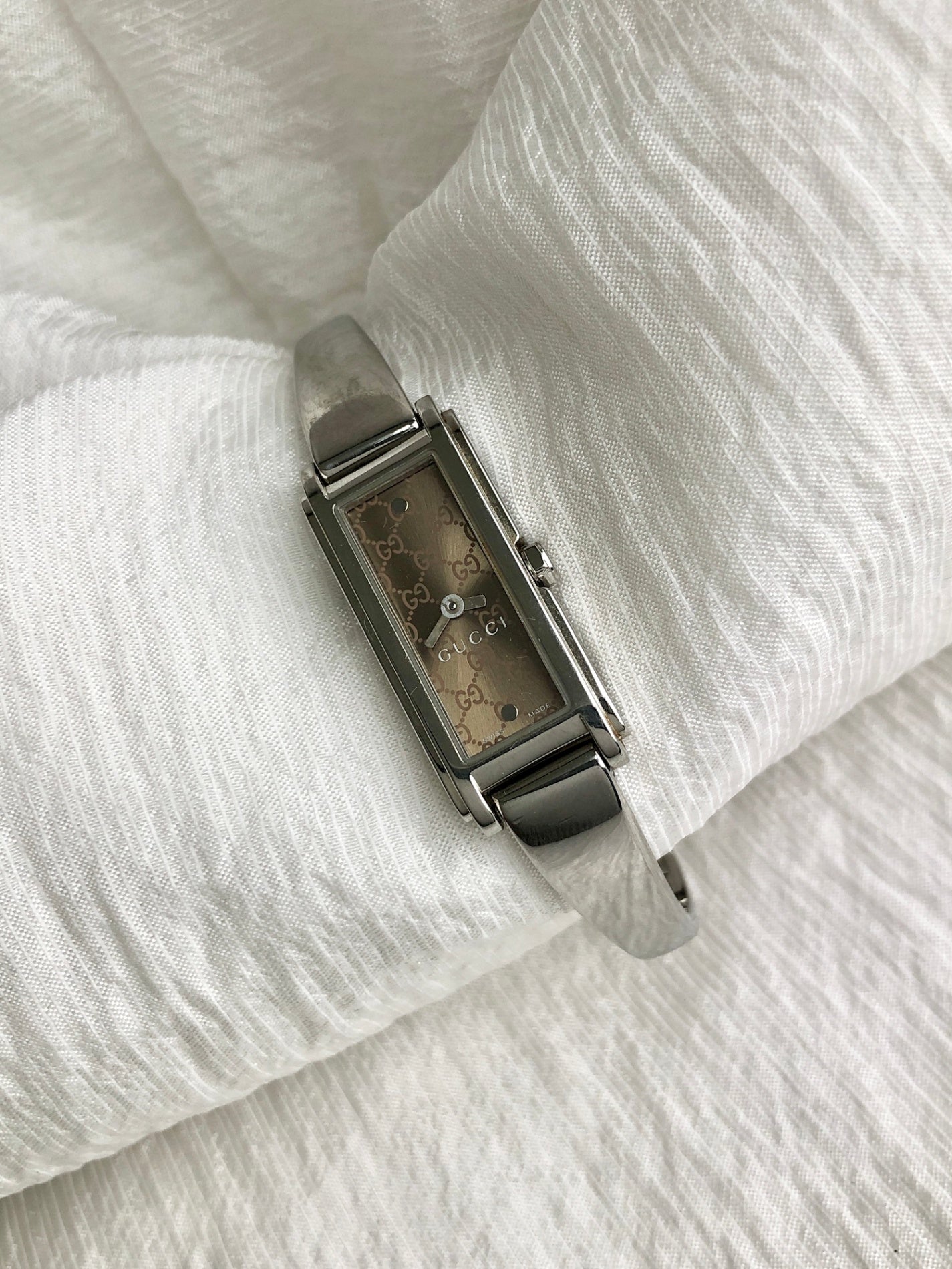 GUCCI Logo Watch Silver Vintage kieyzm