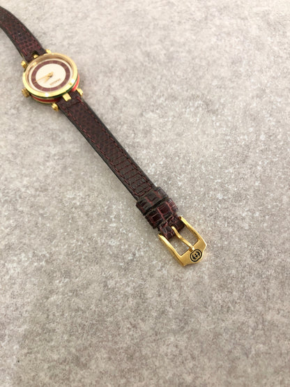 GUCCI Logo Watch Brown Vintage xpg7th