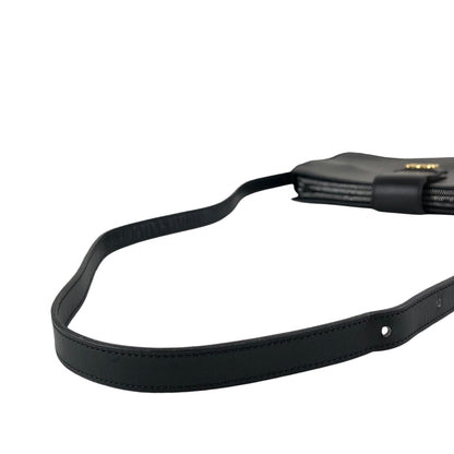 CELINE Triomphe Shoulder bag Black Vintage 5bs5ri