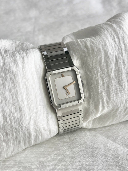 Yves Saint Laurent YSL Logo Watch Silver 4-108019TA Vintage pg8xvz