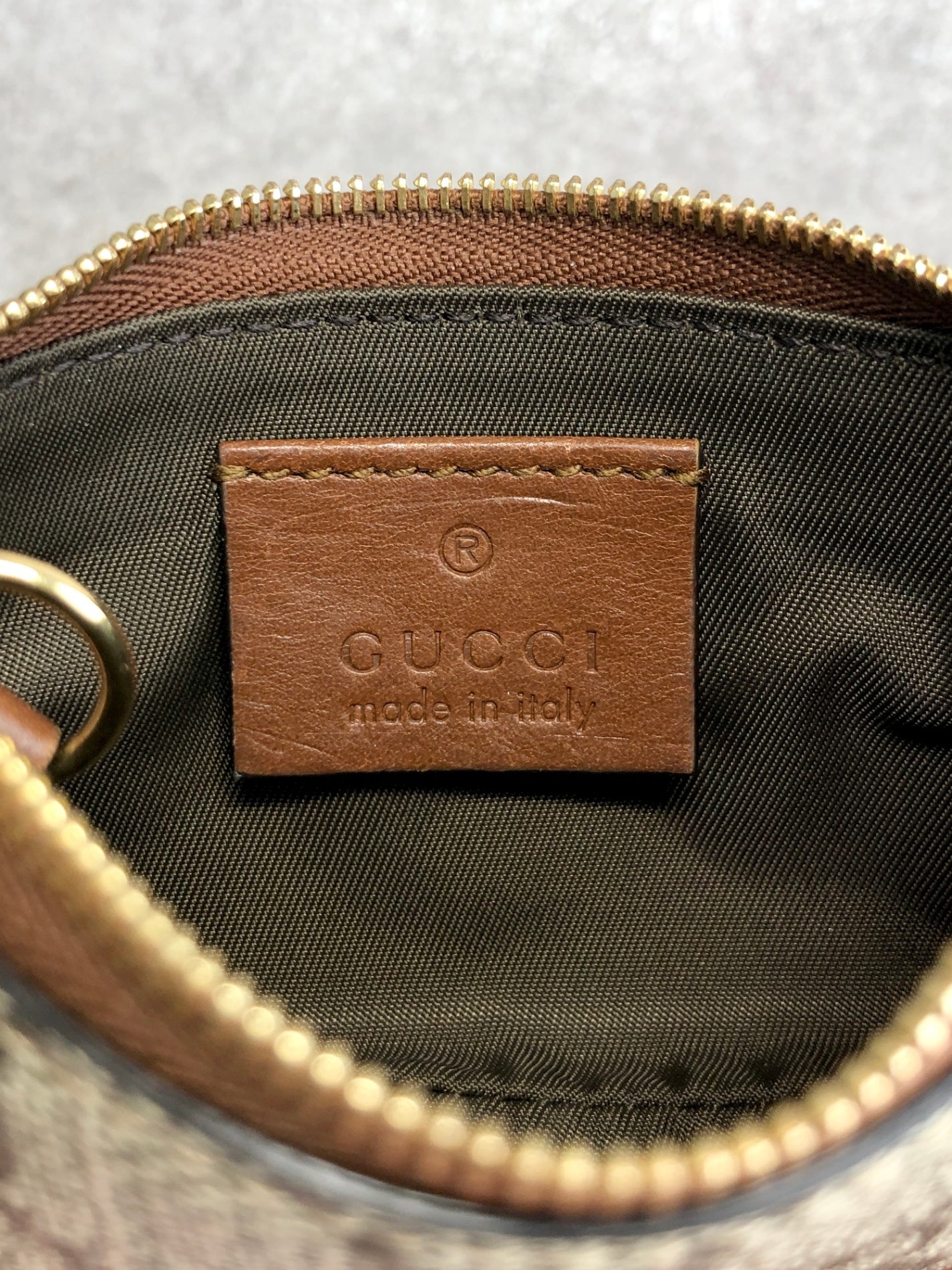 GUCCI GG Pattern Coin Purse Beige Vintage i52dbi