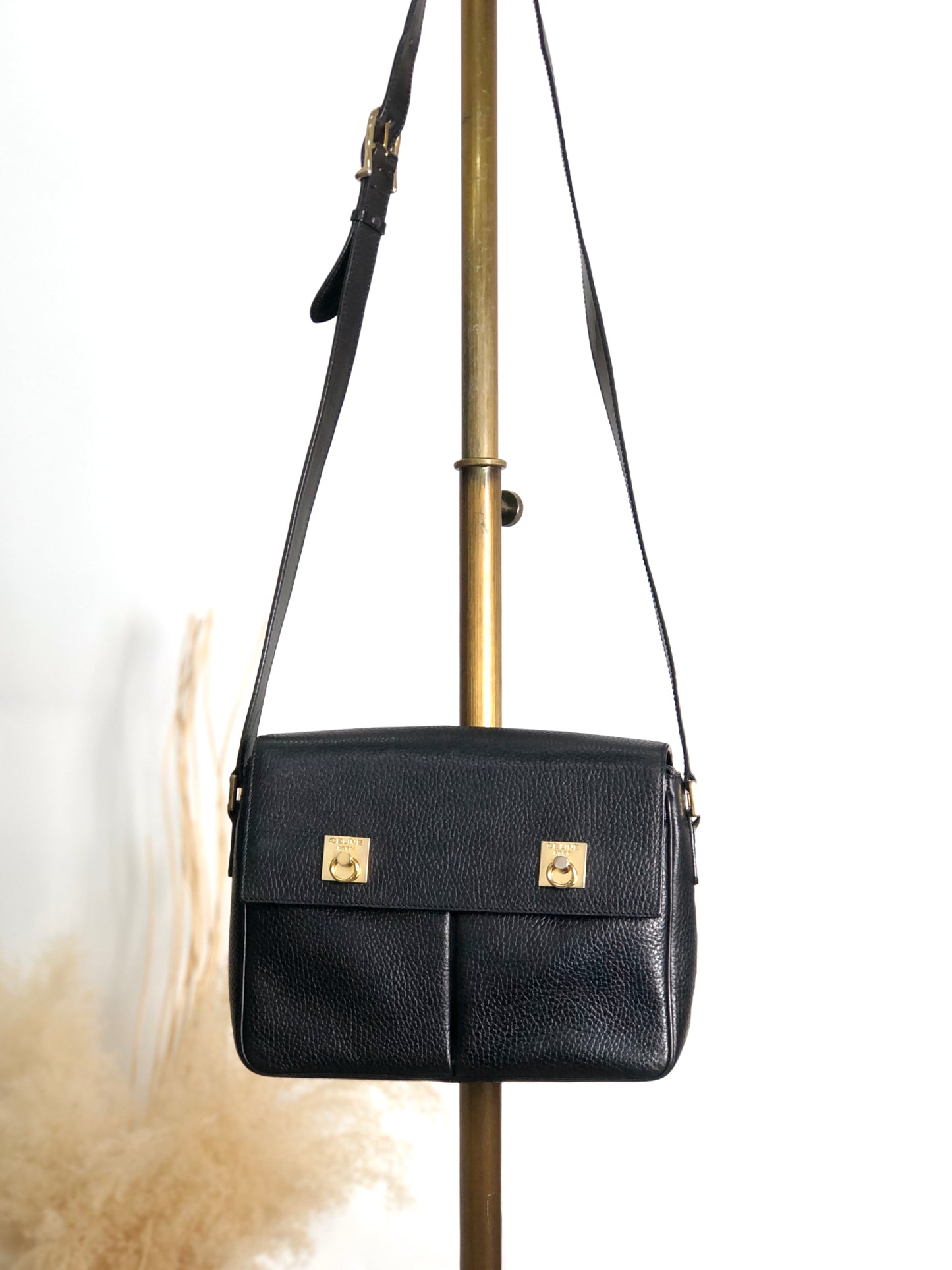 CELINE Gancini Shoulder bag Black Vintage s3twv4