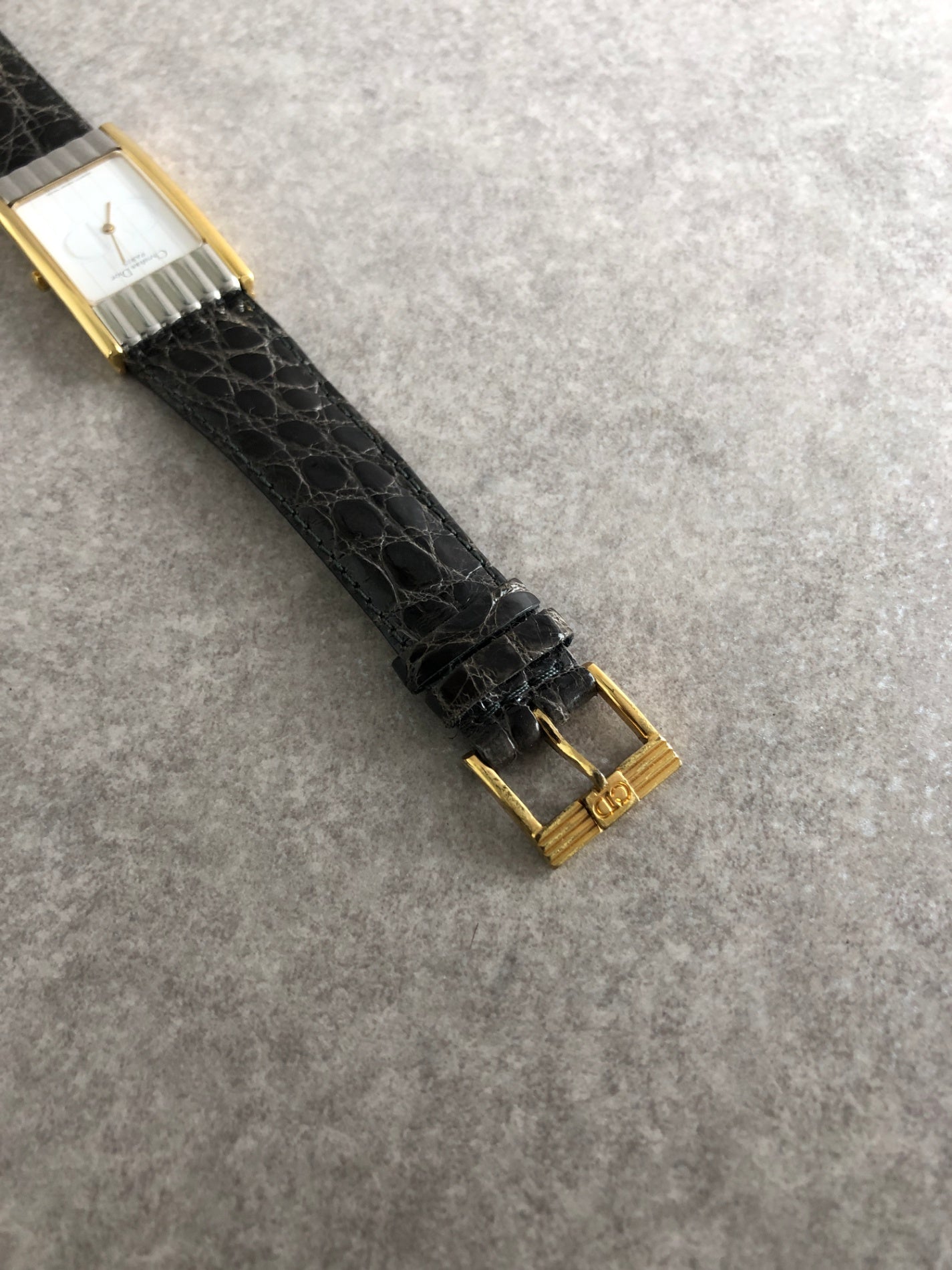 Christian Dior CD Logo Watch Gold Vintage a2gt8i