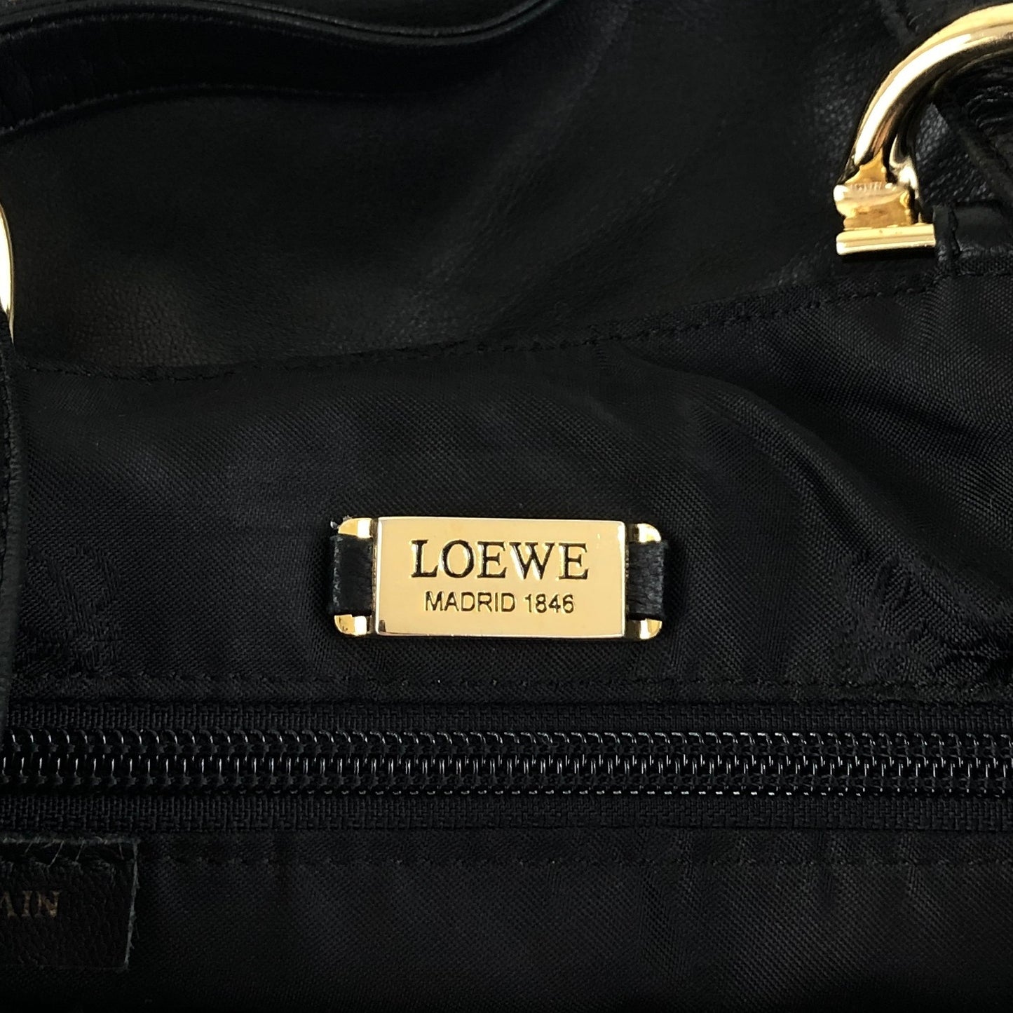 LOEWE Anagram Shoulder bag Black Vintage g6acrx