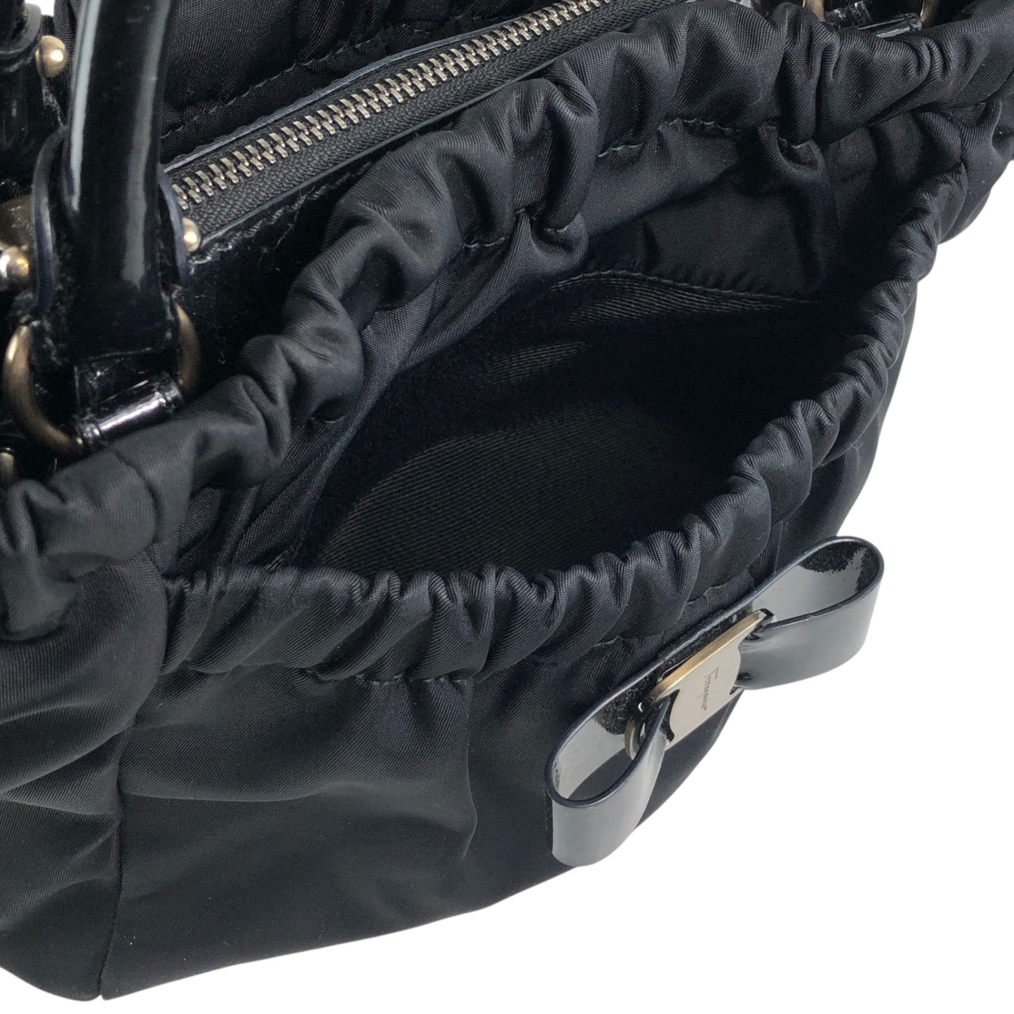 Salvatore Ferragamo Ribbon Handbag Black Vintage xucsbe