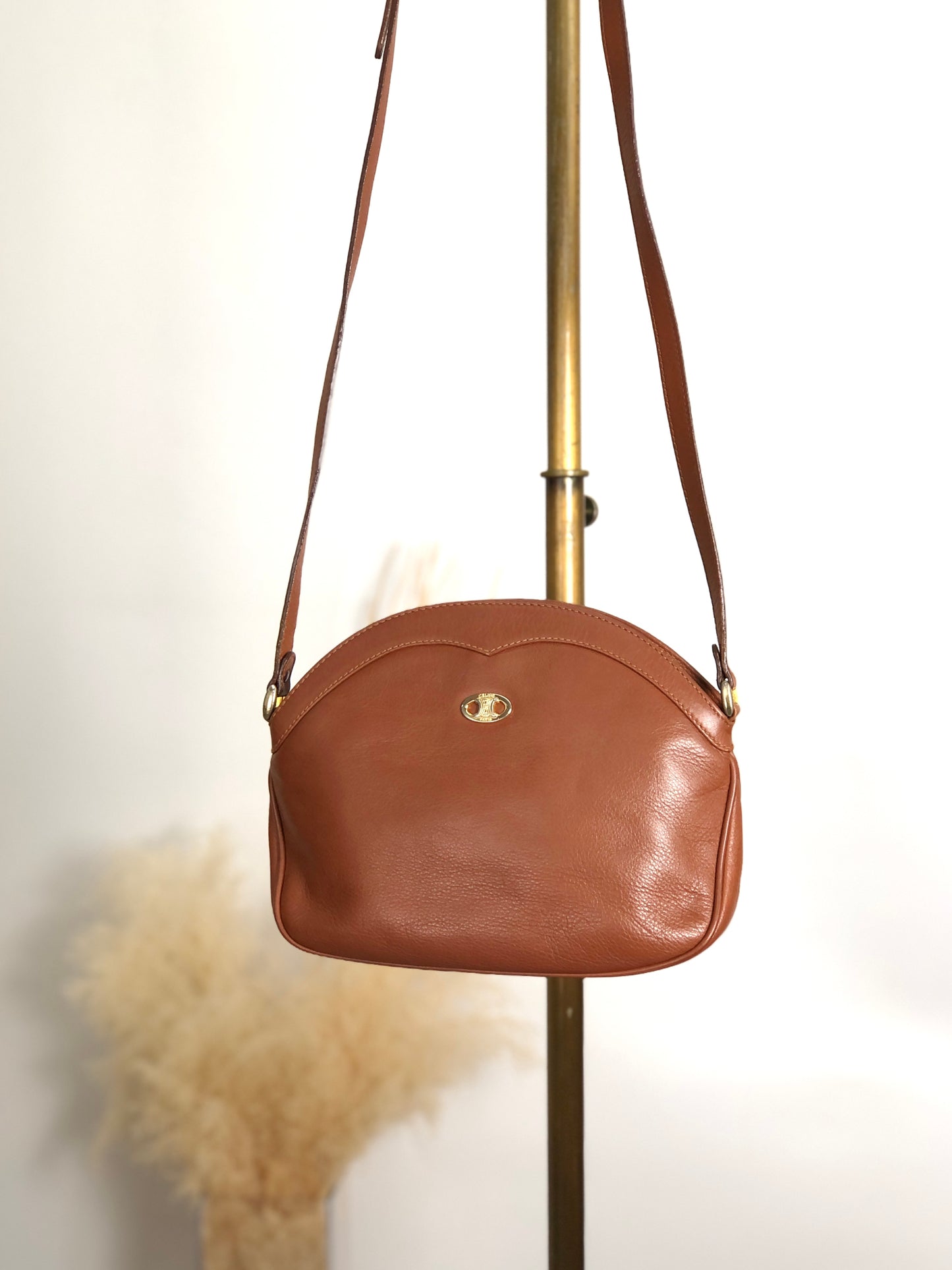 CELINE Blason Shoulder bag Brown Vintage 5amhvr
