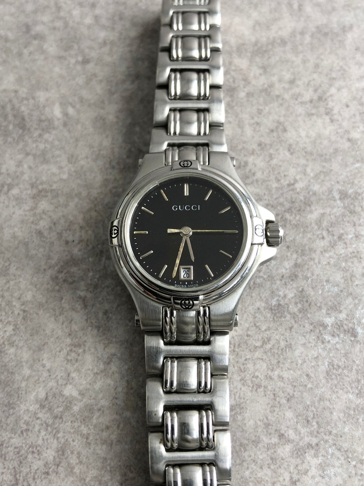 GUCCI Logo Quartz Watch Silver×Black 9040L Vintage z3cdyu