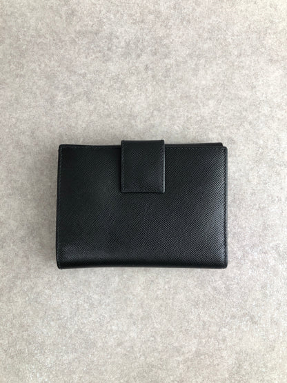 PRADA 三角形標誌折疊皮夾 黑色復古 agipjp