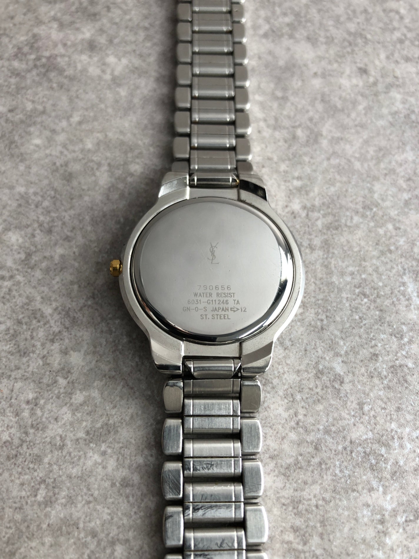 Yves Saint Laurent YSL Logo Quartz Watch Silver 6031-G11246TA Vintage vv2bv3