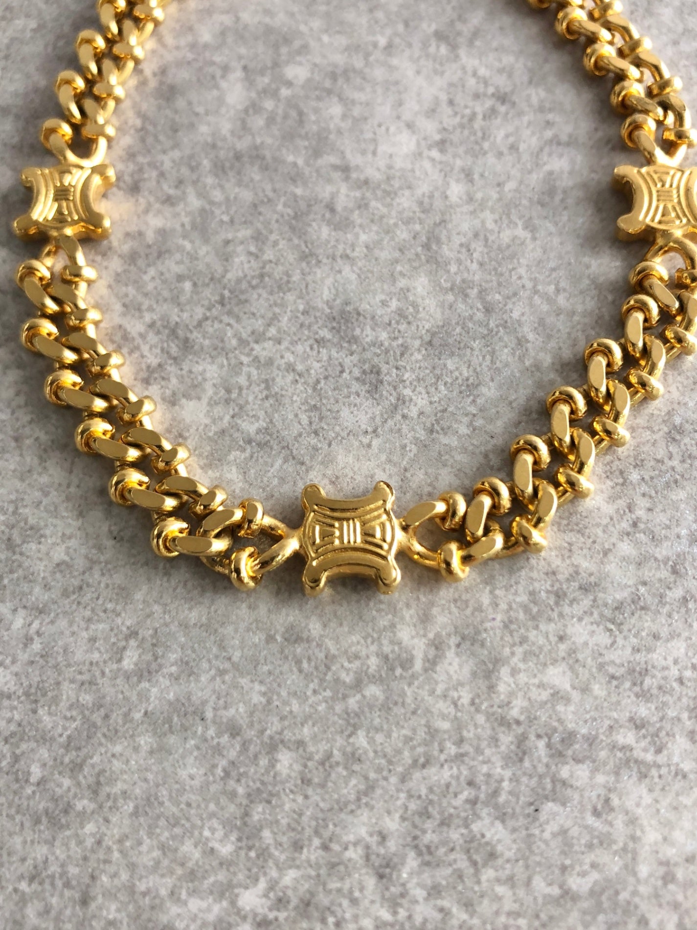 CELINE Blason Bracelet Gold Vintage dev4x7