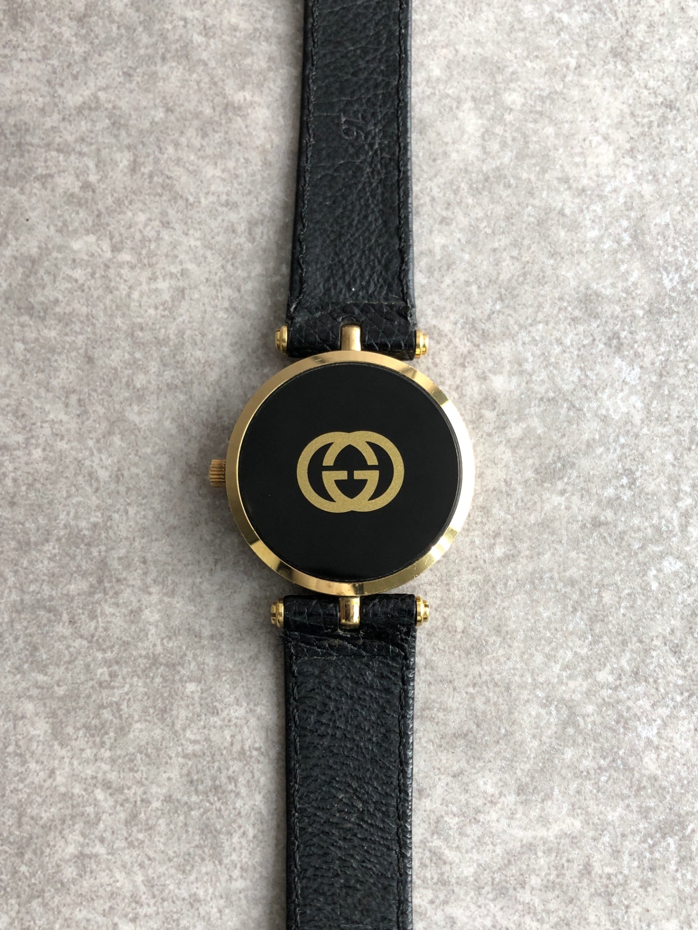 GUCCI Quartz Watch Black Vintage gipjhw