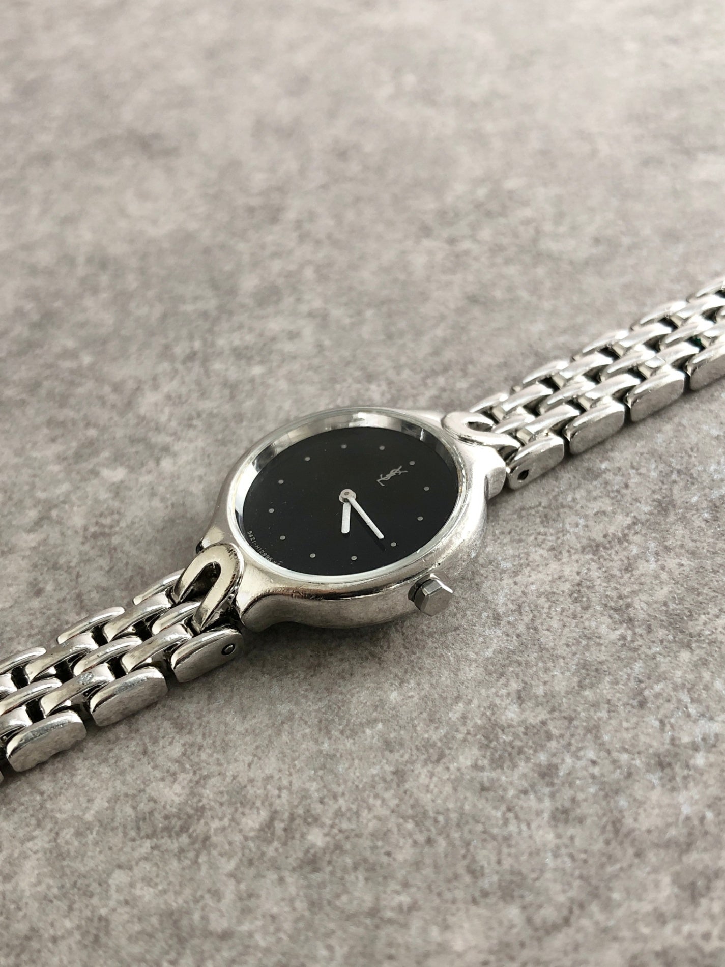 Yves Saint Laurent YSL Logo Watch Silver Vintage 6nipf7