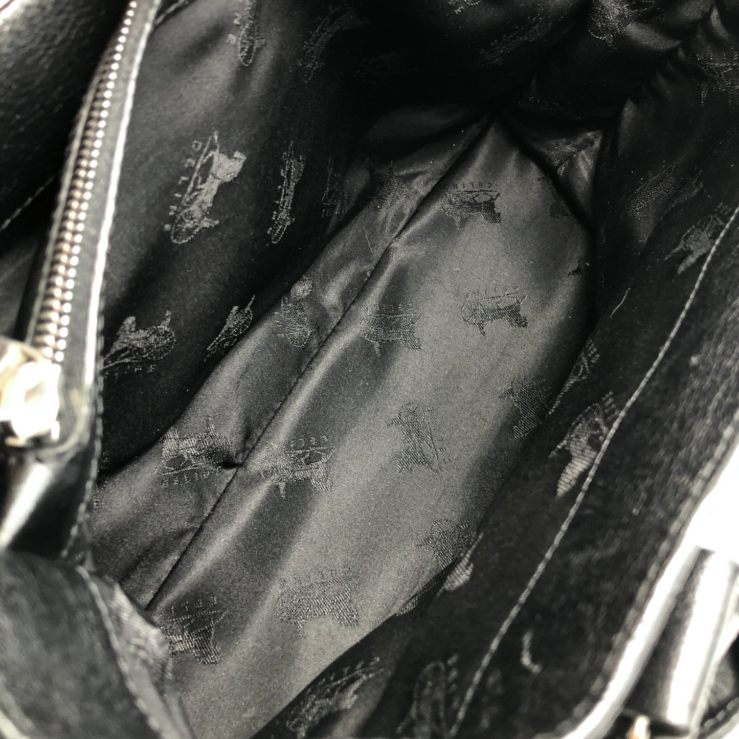 CELINE Logo Handbag Black Vintage p2zgdh