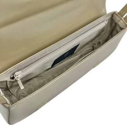 GIVENCHY Logo Handbag Beige Vintage f832t4