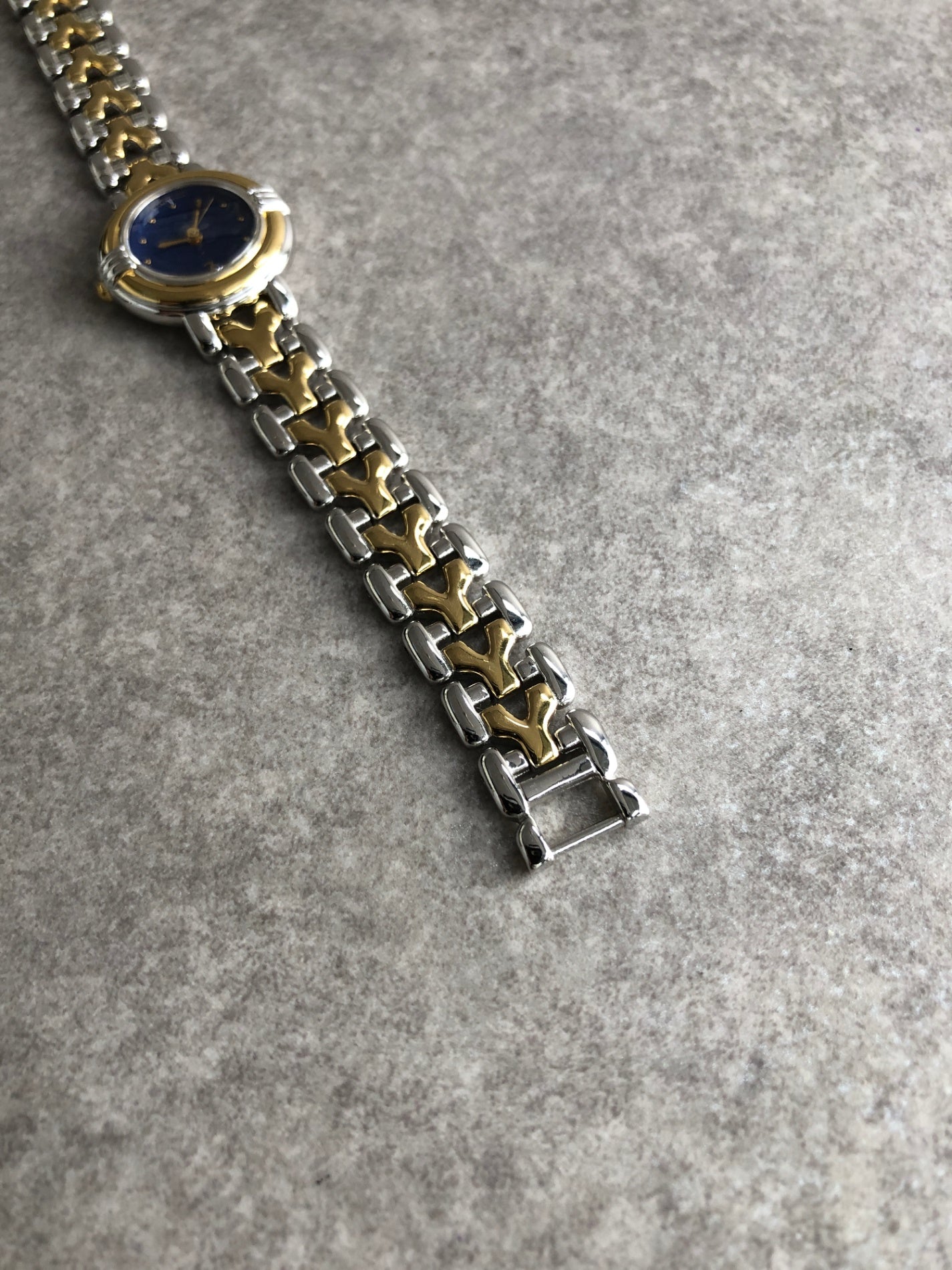 Yves Saint Laurent YSL Logo Quartz Watch Silver×Black 700154 Vintage nmcbrg