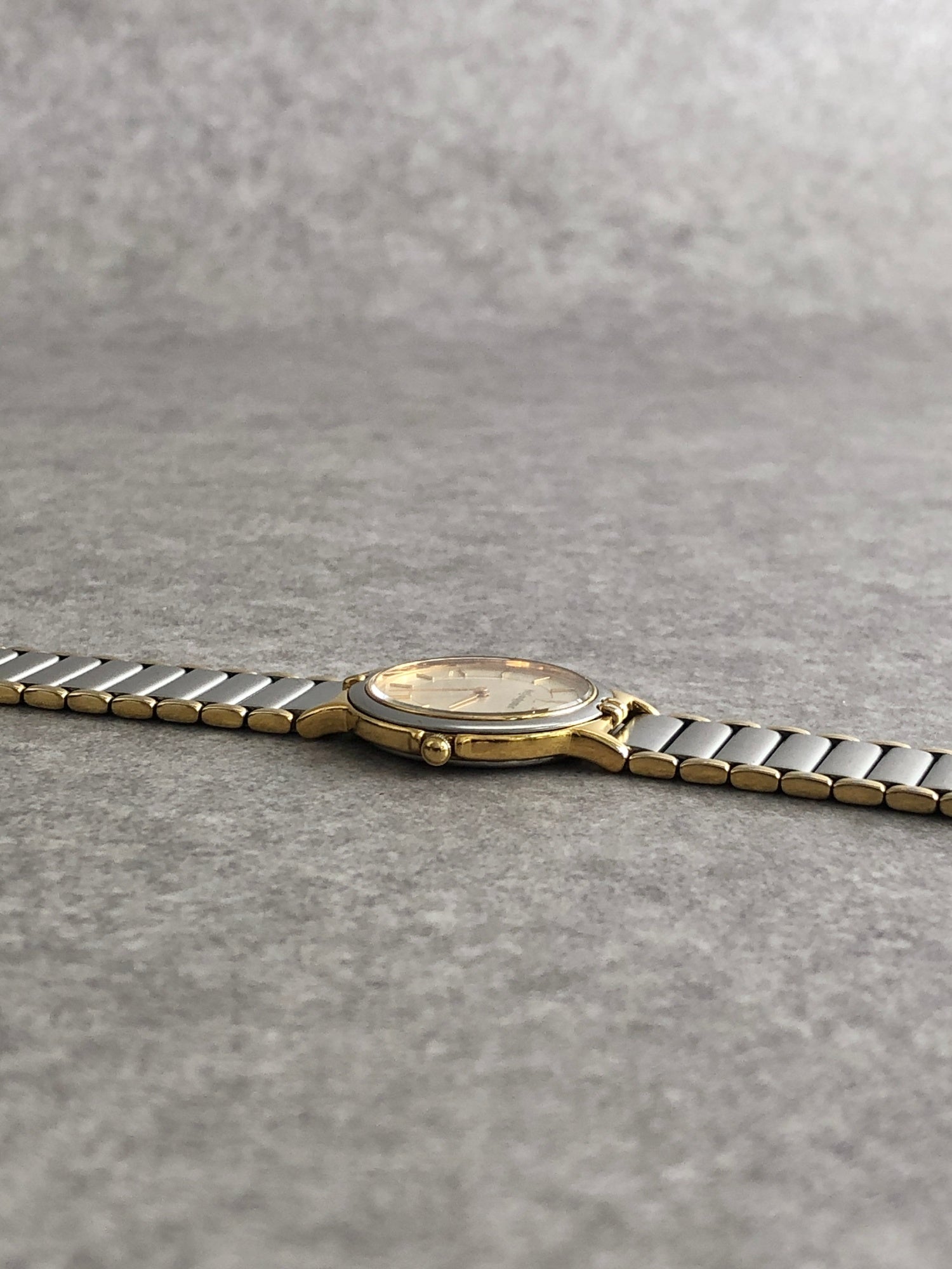 Yves Saint Laurent YSL Logo Quartz Watch Gold×Silver 2200-228481