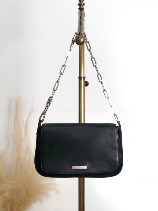GUCCI Logo Chain Shoulder bag Black Vintage tjescz