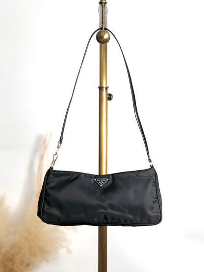 PRADA Tessuto Triangle Logo Shoulder bag Black Vintage 3nedhc