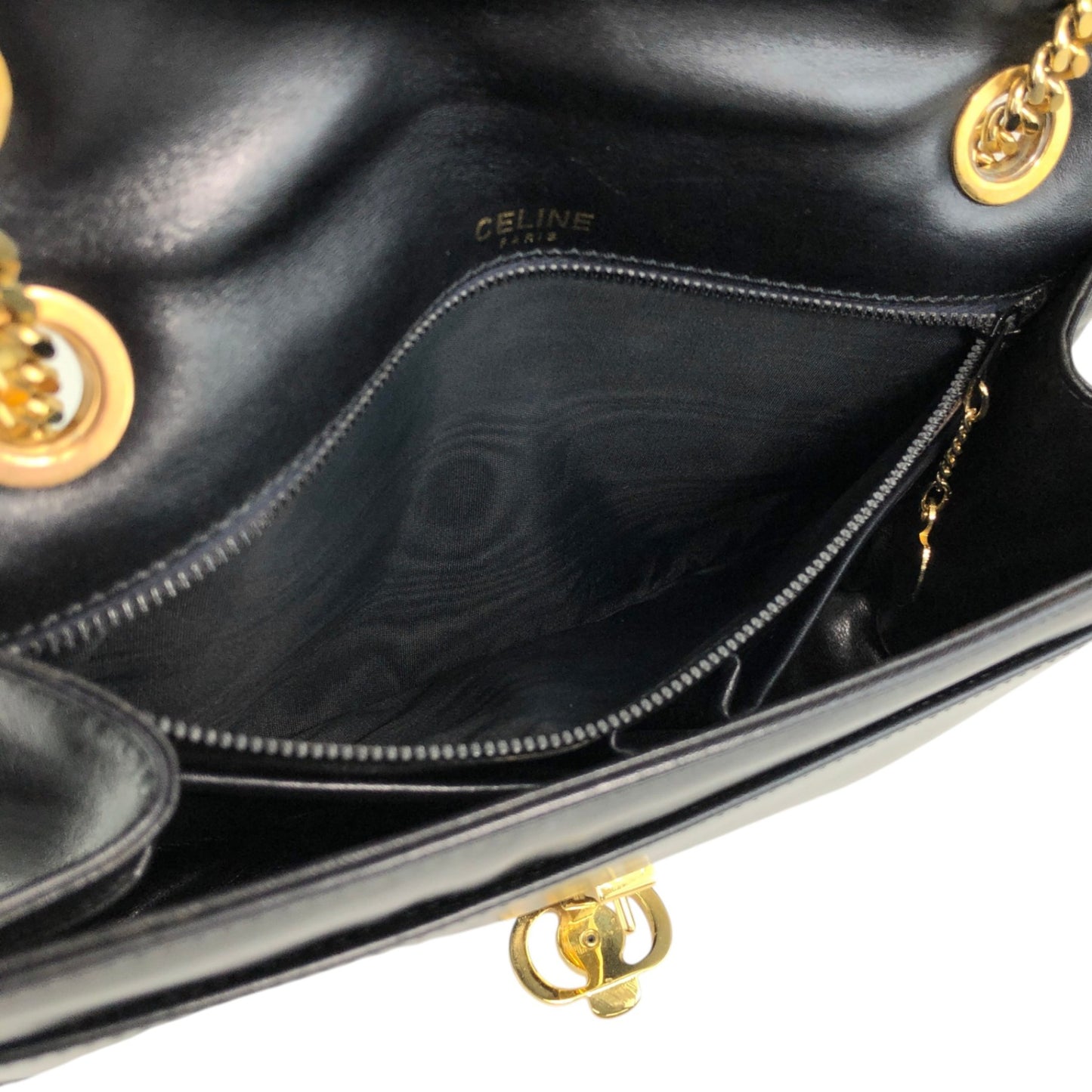 CELINE Blason Chain Shoulder bag Black Vintage gpayic