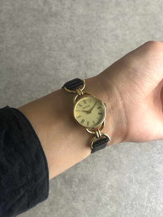 GUCCI Watch Brown Vintage zvytwv