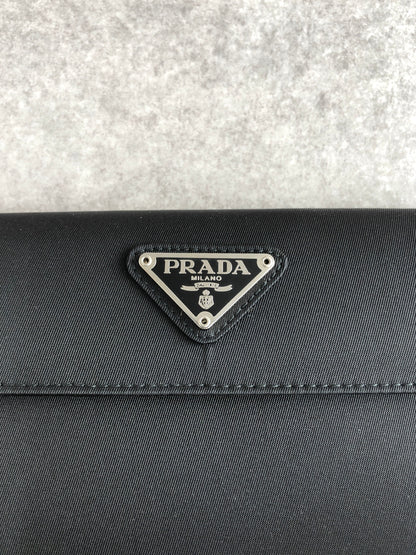 PRADA Triangle Logo Trifold Wallet Black Vintage kiyi6h