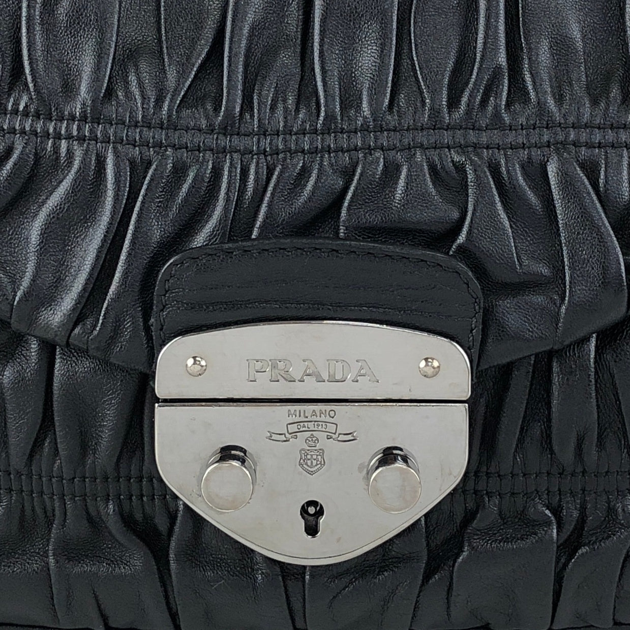PRADA Logo Lock Chain Shoulder bag Black Vintage v87v8v