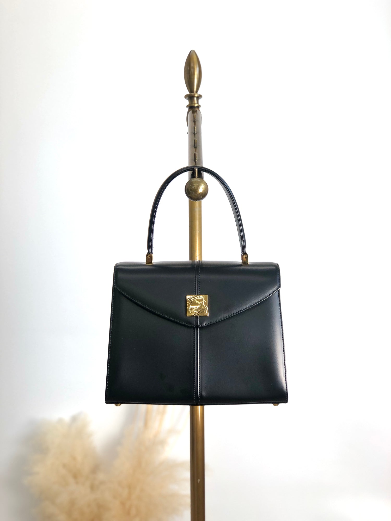 Yves Saint Laurent 未使用保管品 箱 袋付 YVES SAINT LAURENT